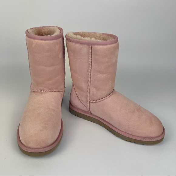 Women’s Pink Ugg Australia Boots Classic Short Size 6 Winter Shearling Pull On - Picture 7 of 14